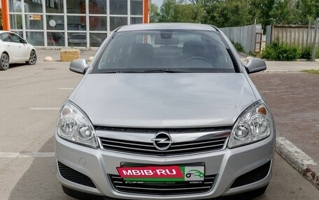 Opel Astra H, 2010 год, 560 000 рублей, 2 фотография