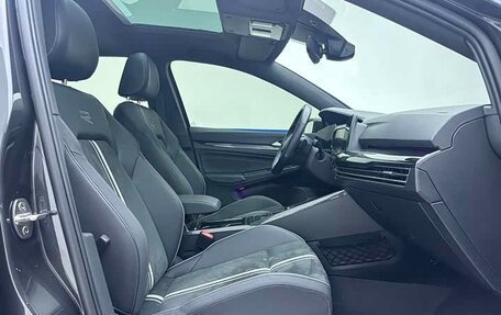 Volkswagen Golf VIII, 2022 год, 1 430 000 рублей, 12 фотография