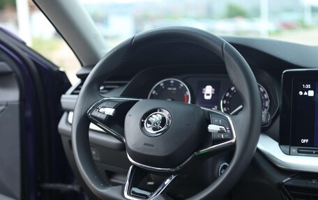 Skoda Octavia IV, 2022 год, 1 560 000 рублей, 14 фотография