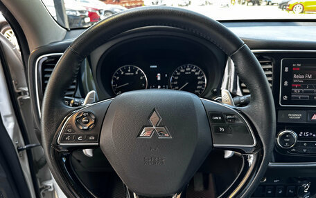 Mitsubishi Outlander III рестайлинг 3, 2017 год, 1 720 000 рублей, 14 фотография