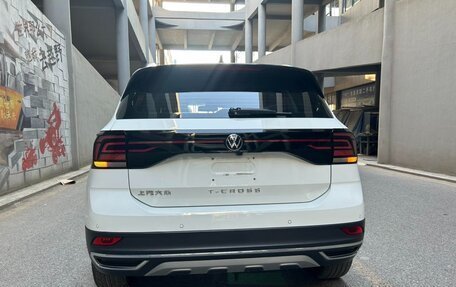 Volkswagen T-Cross I, 2022 год, 1 215 000 рублей, 5 фотография