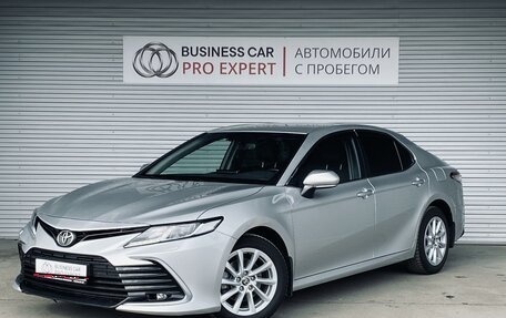 Toyota Camry, 2021 год, 3 249 000 рублей, 1 фотография