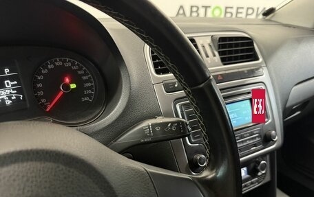 Volkswagen Polo VI (EU Market), 2015 год, 855 000 рублей, 13 фотография