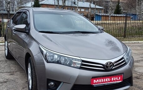 Toyota Corolla, 2013 год, 1 300 000 рублей, 4 фотография