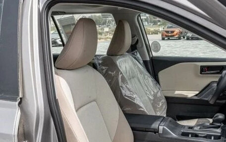 Toyota RAV4, 2026 год, 4 210 000 рублей, 21 фотография