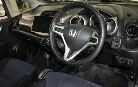 Honda Fit III, 2009 год, 677 000 рублей, 14 фотография