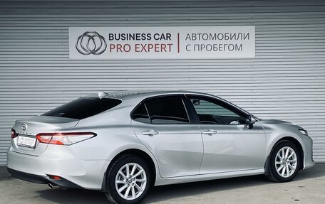 Toyota Camry, 2021 год, 3 249 000 рублей, 5 фотография