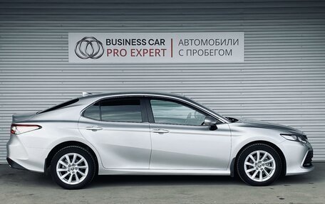 Toyota Camry, 2021 год, 3 249 000 рублей, 4 фотография