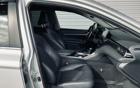 Toyota Camry, 2021 год, 3 249 000 рублей, 11 фотография