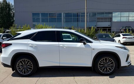 Lexus RX IV рестайлинг, 2019 год, 5 800 000 рублей, 4 фотография