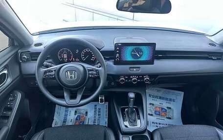 Honda Vezel, 2022 год, 1 630 000 рублей, 8 фотография