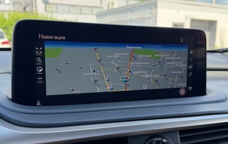 Lexus RX IV рестайлинг, 2019 год, 5 800 000 рублей, 23 фотография