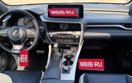 Lexus RX IV рестайлинг, 2019 год, 5 800 000 рублей, 16 фотография