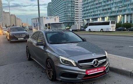 Mercedes-Benz A-Класс AMG, 2015 год, 2 250 000 рублей, 13 фотография