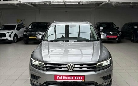 Volkswagen Tiguan II, 2018 год, 2 650 000 рублей, 5 фотография