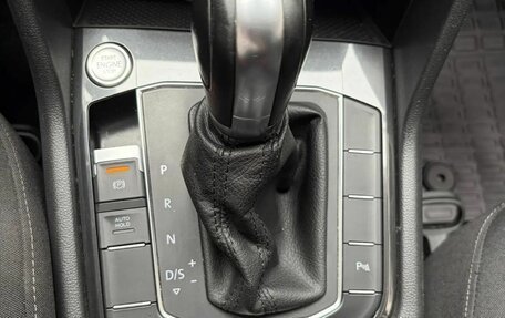 Volkswagen Tiguan II, 2018 год, 2 650 000 рублей, 16 фотография
