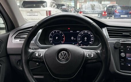 Volkswagen Tiguan II, 2018 год, 2 650 000 рублей, 19 фотография