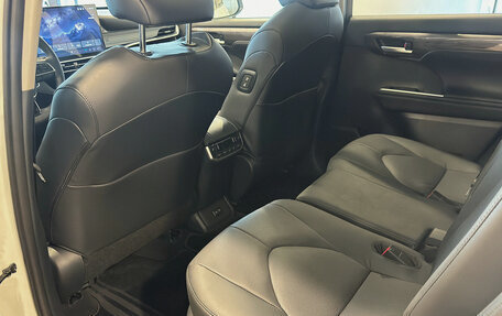 Toyota Highlander, 2026 год, 5 550 000 рублей, 34 фотография
