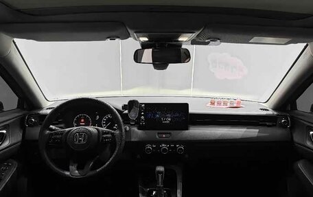 Honda Vezel, 2022 год, 1 390 000 рублей, 7 фотография