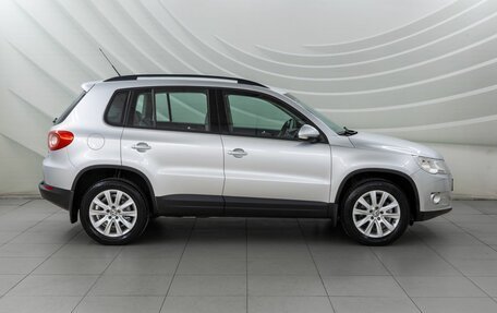 Volkswagen Tiguan I, 2011 год, 998 000 рублей, 8 фотография