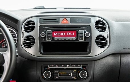 Volkswagen Tiguan I, 2011 год, 998 000 рублей, 18 фотография