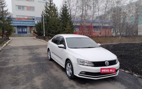 Volkswagen Jetta VI, 2015 год, 750 000 рублей, 1 фотография