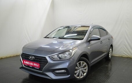 Hyundai Solaris II рестайлинг, 2018 год, 1 350 000 рублей, 1 фотография