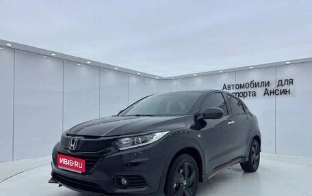 Honda Vezel, 2022 год, 1 350 000 рублей, 1 фотография