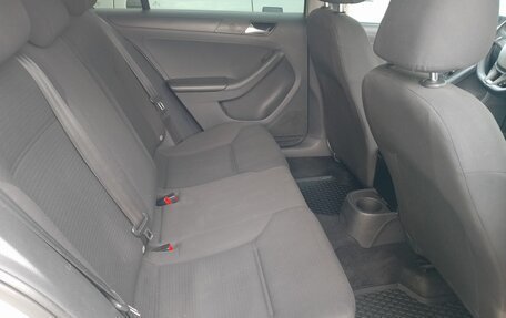 Volkswagen Jetta VI, 2015 год, 750 000 рублей, 4 фотография