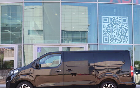 Peugeot Traveller I, 2019 год, 2 930 000 рублей, 8 фотография