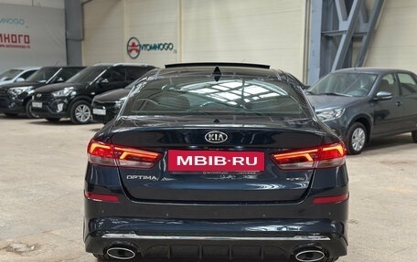 KIA Optima IV, 2018 год, 2 090 000 рублей, 6 фотография