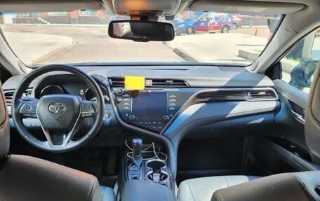 Toyota Camry, 2020 год, 3 400 000 рублей, 8 фотография