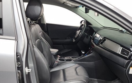 KIA Niro I, 2017 год, 1 400 000 рублей, 19 фотография