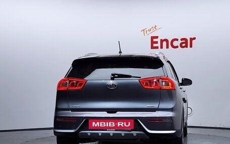 KIA Niro I, 2017 год, 1 400 000 рублей, 4 фотография