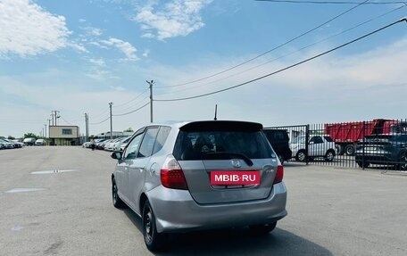Honda Fit III, 2005 год, 359 000 рублей, 4 фотография