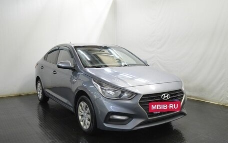 Hyundai Solaris II рестайлинг, 2018 год, 1 350 000 рублей, 3 фотография