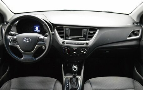Hyundai Solaris II рестайлинг, 2018 год, 1 350 000 рублей, 14 фотография