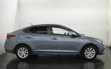 Hyundai Solaris II рестайлинг, 2018 год, 1 350 000 рублей, 4 фотография