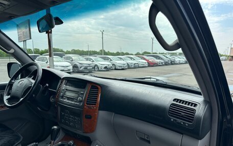 Toyota Land Cruiser 100 рестайлинг 2, 2003 год, 1 769 000 рублей, 13 фотография
