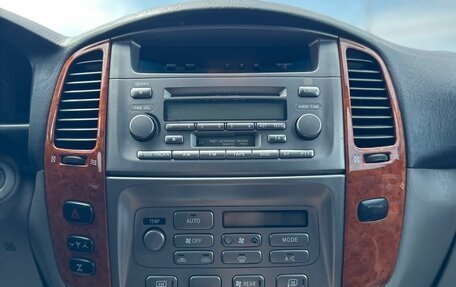 Toyota Land Cruiser 100 рестайлинг 2, 2003 год, 1 769 000 рублей, 18 фотография