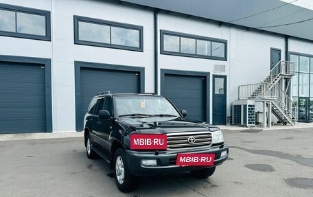 Toyota Land Cruiser 100 рестайлинг 2, 2003 год, 1 769 000 рублей, 8 фотография