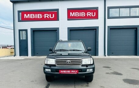 Toyota Land Cruiser 100 рестайлинг 2, 2003 год, 1 769 000 рублей, 9 фотография