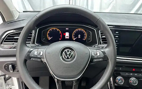 Volkswagen T-Roc I, 2023 год, 1 250 666 рублей, 8 фотография