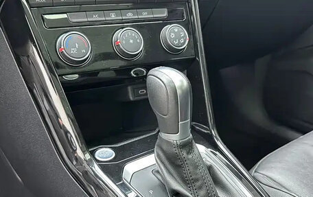 Volkswagen T-Roc I, 2023 год, 1 250 666 рублей, 12 фотография