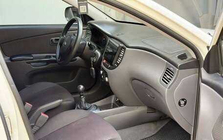 KIA Rio II, 2010 год, 500 000 рублей, 11 фотография
