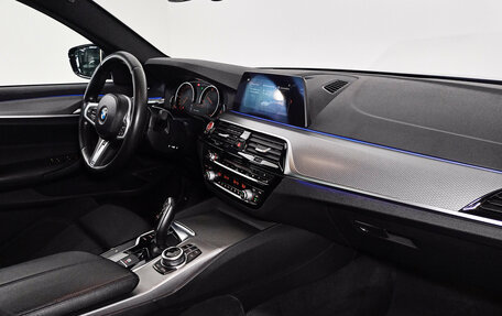 BMW 5 серия, 2018 год, 3 074 000 рублей, 9 фотография