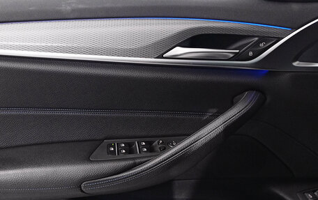 BMW 5 серия, 2018 год, 3 074 000 рублей, 12 фотография