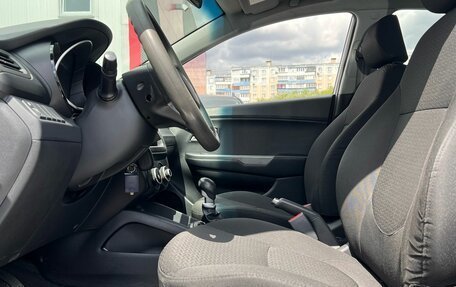 KIA Rio III рестайлинг, 2012 год, 799 900 рублей, 10 фотография