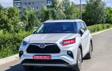 Toyota Highlander, 2025 год, 5 500 000 рублей, 1 фотография