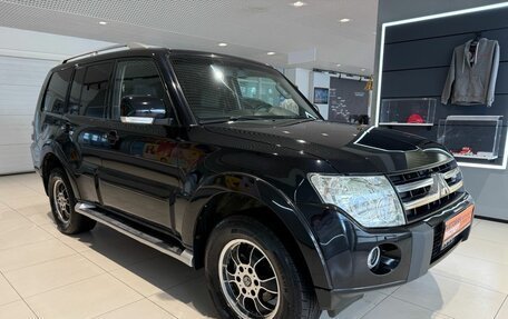 Mitsubishi Pajero IV, 2010 год, 1 899 000 рублей, 3 фотография